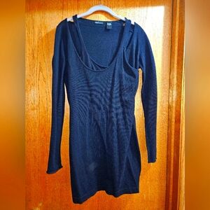 MODA INTERNATIONAL DRESS